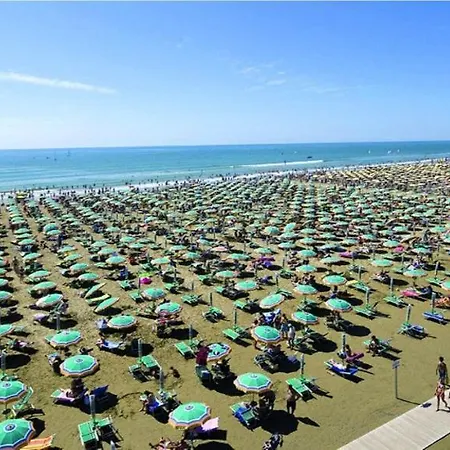 Beautiful With Private Terrace - Pool - Childrens Games Bibione