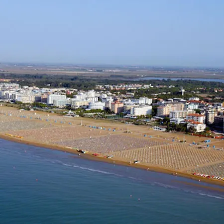 Beautiful With Private Terrace - Pool - Childrens Games Bibione